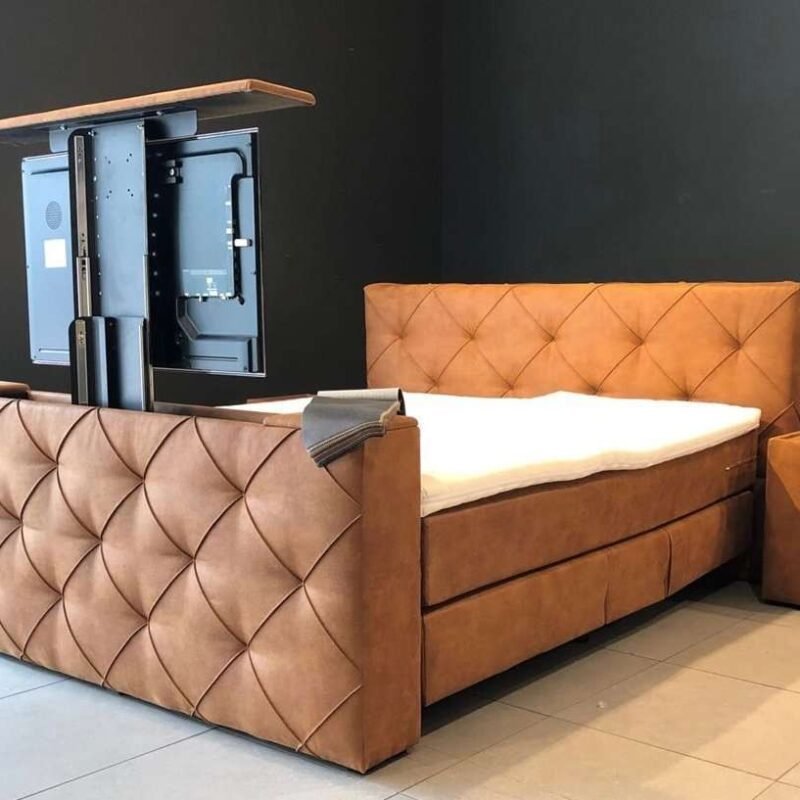 Boxspring met TV lift Millingen